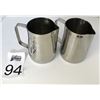 Image 2 : (2 Pieces) 33 oz. Stainless Steel Frothing Pitchers