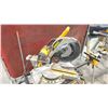 Image 2 : DEWALT DWS780 12" DOUBLE BEVELED COMPOUND MITER SAW ON FOLDING DEWALT STAND