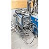 Image 2 : MILLER MULTIMATIC 220 WELDER