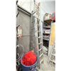 Image 2 : EAGLE LADDERS EXTENDABLE LADDER