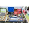 Image 1 : LARGE ASSORTMENT OF DRILL BITS, FULLTHREAD TIPS, LEVEL AND MORE