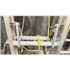 Image 2 : FEATHERLITE EXTENSION LADDER