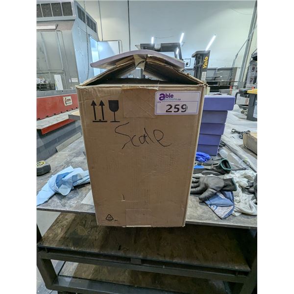 SARTORIUS VIS1X PAINT MIXING SCALE IN BOX