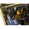 Image 52 : (Oahu) Hyster Propane Forklift w/ Mazda Engine (battery dead - does not start, needs repair)