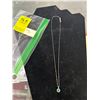 Image 2 : 18K Emerald Necklace WG 2.3g