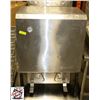 Image 1 : SILVER KING DOUBLE REFRIGERATED MILK DISPENSER