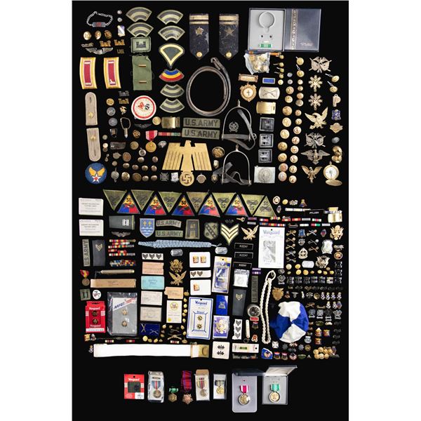 LARGE LOT OF ASSORTED PINS, BADGES, MEDALS, ETC.