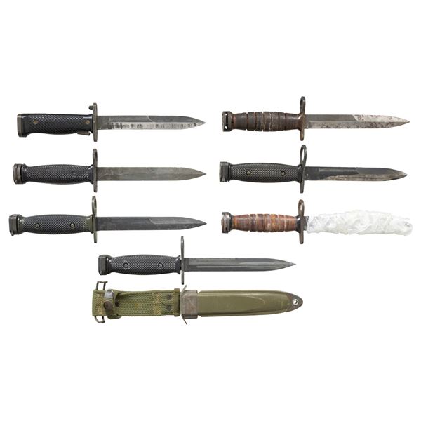 LOT OF 7 BAYONETS.