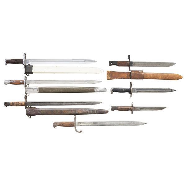 LOT OF 7 VARIED BAYONETS.