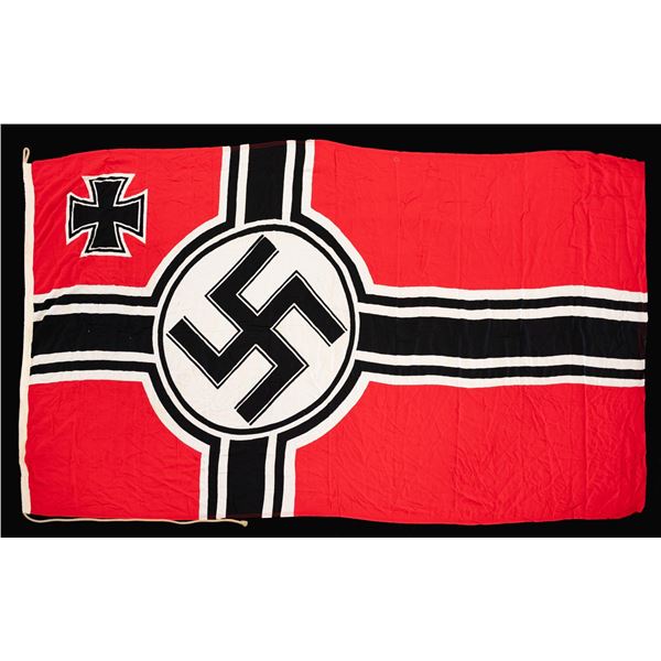 LARGE WWII GERMAN KRIEGSMARINE BATTLE FLAG.