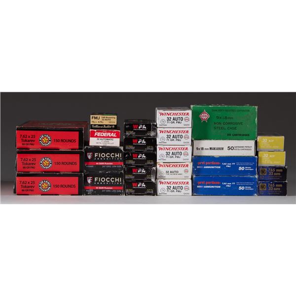 GROUP OF 1,540 ROUNDS OF DESIRABLE PISTOL AMMO.