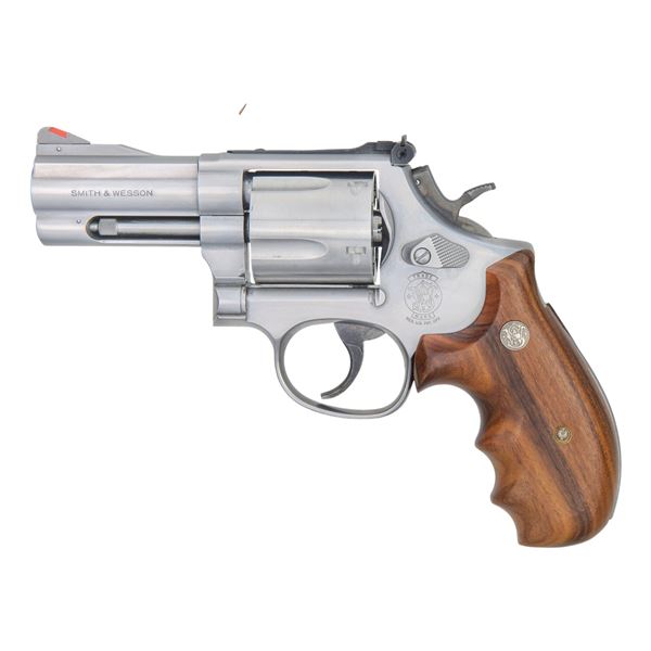 SMITH & WESSON MODEL 696 DA REVOLVER.