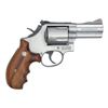 Image 2 : SMITH & WESSON MODEL 696 DA REVOLVER.