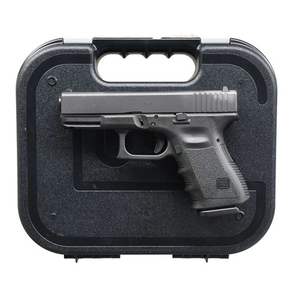 GEN 3 GLOCK 19 SEMI AUTO PISTOL.