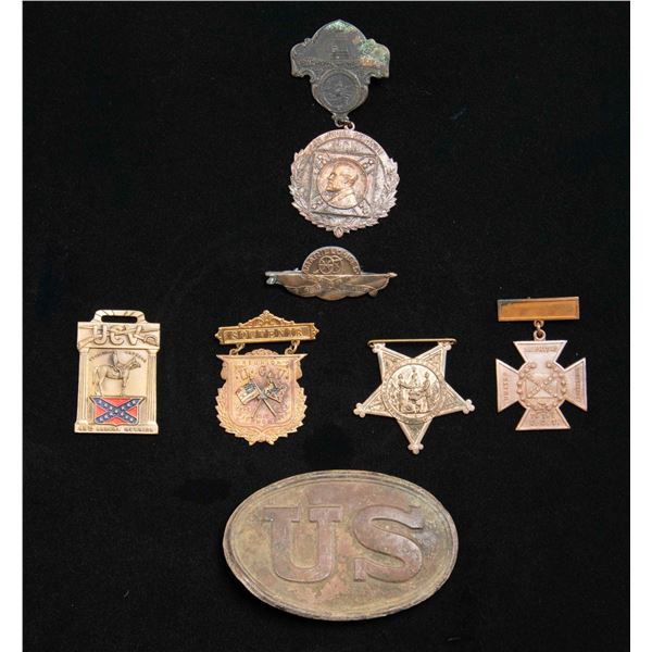 CIVIL WAR BOX PLATE AND UCV/GAR BADGES AND MORE.