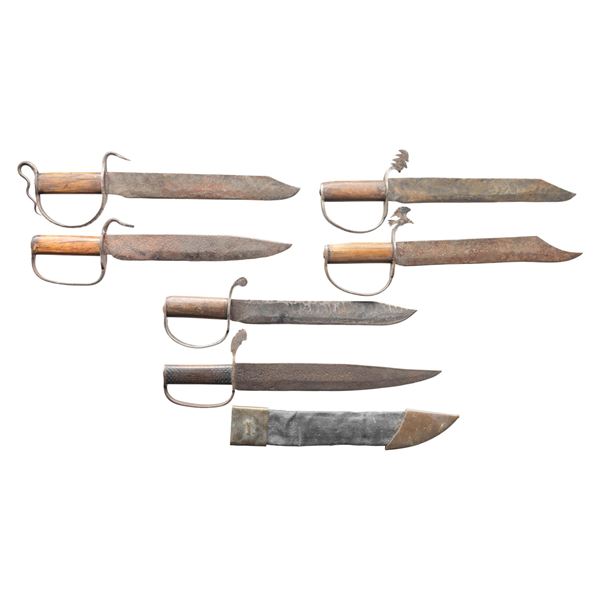 GROUP OF 6 REPRODUCTION D-GUARD BOWIES WITH FIGURAL QUILLONS.