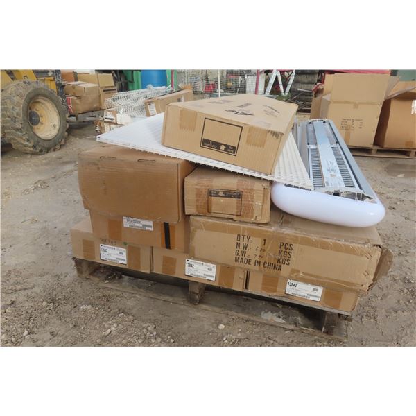 Pallet of Electrical: Fluorescent Light Fixtures 