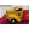 Image 2 : 1950s Minnitoy Auto Wrecker 216 Pressed Metal 