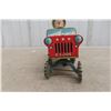 Image 4 : 1940s Unique Art Mfg. Tin Litho Wind Up GI Joe and His Joucing Jeep 