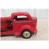 Image 2 : 1940s Richmond Scale Model Pressed Metal Dump Truck 12'' 