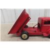 Image 4 : 1940s Richmond Scale Model Pressed Metal Dump Truck 12'' 