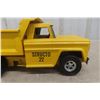Image 2 : Structo 22 Dump Truck Pressed Metal, Late 1960s/Early 