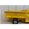 Image 3 : Structo 22 Dump Truck Pressed Metal, Late 1960s/Early 