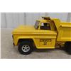 Image 7 : Structo 22 Dump Truck Pressed Metal, Late 1960s/Early 