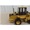 Image 2 : Joal 1:25 Diecast CAT IT18F Wheel Loader, Made from 1989-