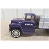 Image 6 : 1960s Ertl International Harvester Loadstar 1600 Stake Truck