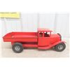 Image 1 : 1950s Tri-ang Model Tipper Dump Truck, Pressed Metal 19'' 