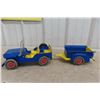 Image 7 : 1950s Vintage Marx Willys Jeep with Trailer, Pressed Metal. 22''