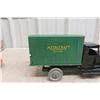 Image 9 : 1930s Metal Craft Delivery Truck Pressed Metal 11'' Long 
