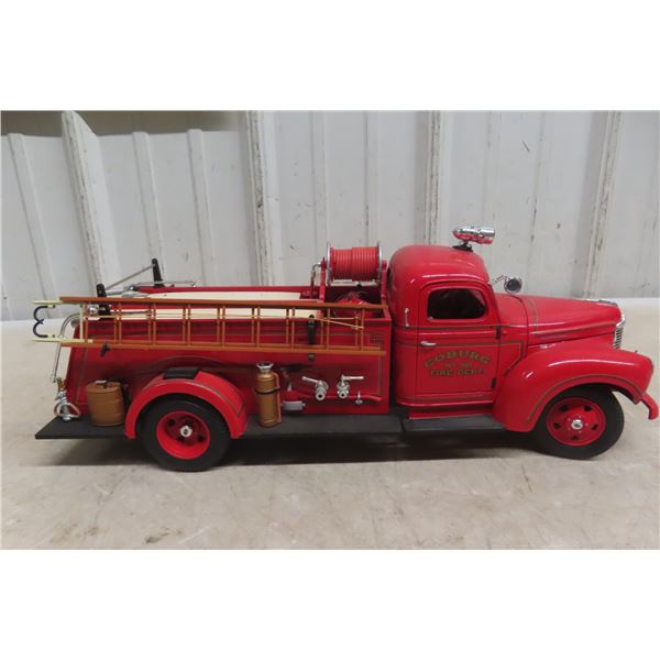 1:16 Scale Diecast Model of 1947 International KBS Firetruck, 