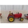 Image 7 : 3 Dinky Toys: Massey Harris Tractor, Massey Harris Manure