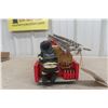 Image 14 : Guillermo Forchino Fire Engine Comic Art Sculpture, Hand-Painted Polyresin, 16" Long, Limited