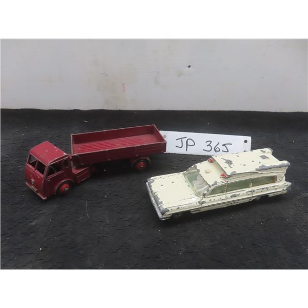 Two Dinky Toys: #30W Hindle Smart Helec (1953) and #263 Superior Criterion (1962), Each 1 1/2" x