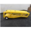 Image 6 : Tonka Semi and Car Carrier, 2 1/4" x 9" x 2 1/4"