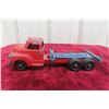 Image 1 : Structo Tandem Log Truck, 1950s, 10" × 3.5"