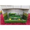 Image 1 : ERTL John Deere Lindeman Crawler, 1/16 Scale Die-Cast, With Box