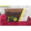 Image 6 : ERTL John Deere 720 Hi-Crop, 1/16 Scale Die-Cast, In Box
