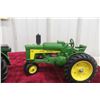 Image 3 : Two John Deere 1/16 Scale Die-Cast Tractors: Models 820 and 830