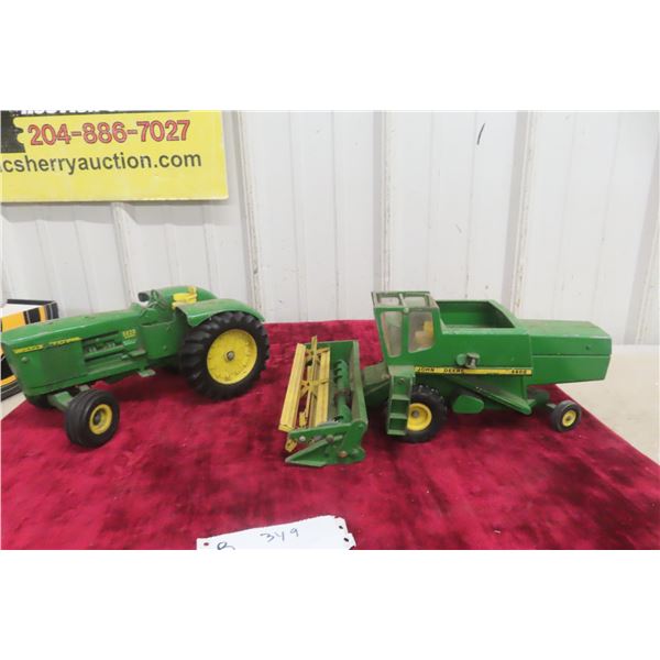 Two John Deere 1/16 Scale Die-Cast Models: 6600 Combine and 5020 Tractor