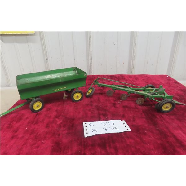 Metal John Deere Wagon and John Deere Plow, Die-Cast, Has Coulter, No Plow Shares, 1/16 Scale