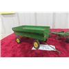 Image 5 : Metal John Deere Wagon and John Deere Plow, Die-Cast, Has Coulter, No Plow Shares, 1/16 Scale