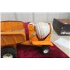 Image 4 : Tonka Metal Truck and Cement Mixer, 18" Total Length