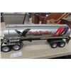 Image 4 : Semi Tractor Truck with Tanker Trailer, Plastic
