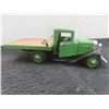 Image 7 : 1934 Ford Flatbed Truck and 1925 Ford Model T Police Car