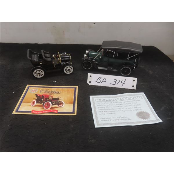 1913 Cadillac Touring Car (1/32 Scale) and 1903 Cadillac Runabout (1/32 Scale)
