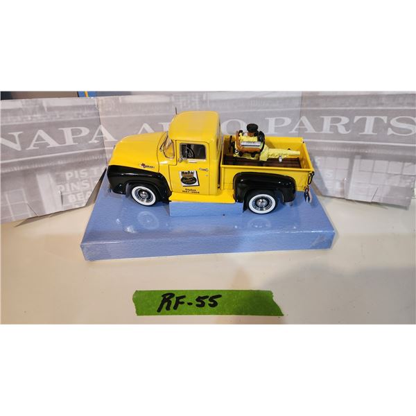 1956 Ford F-100 Pickup NAPA First Gear 1/25 Scale.